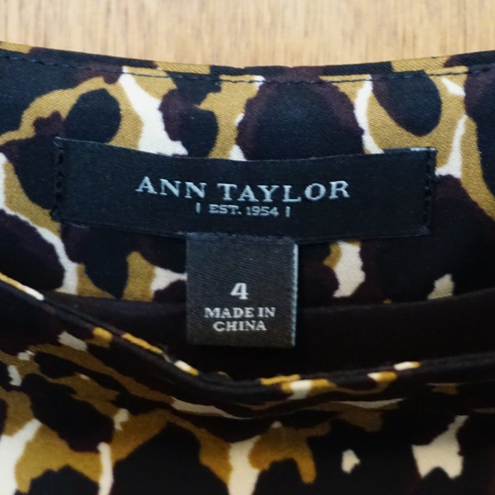 🍀 Ann Taylor Leopard Skirt (Size: 4) - Picture 4 of 5